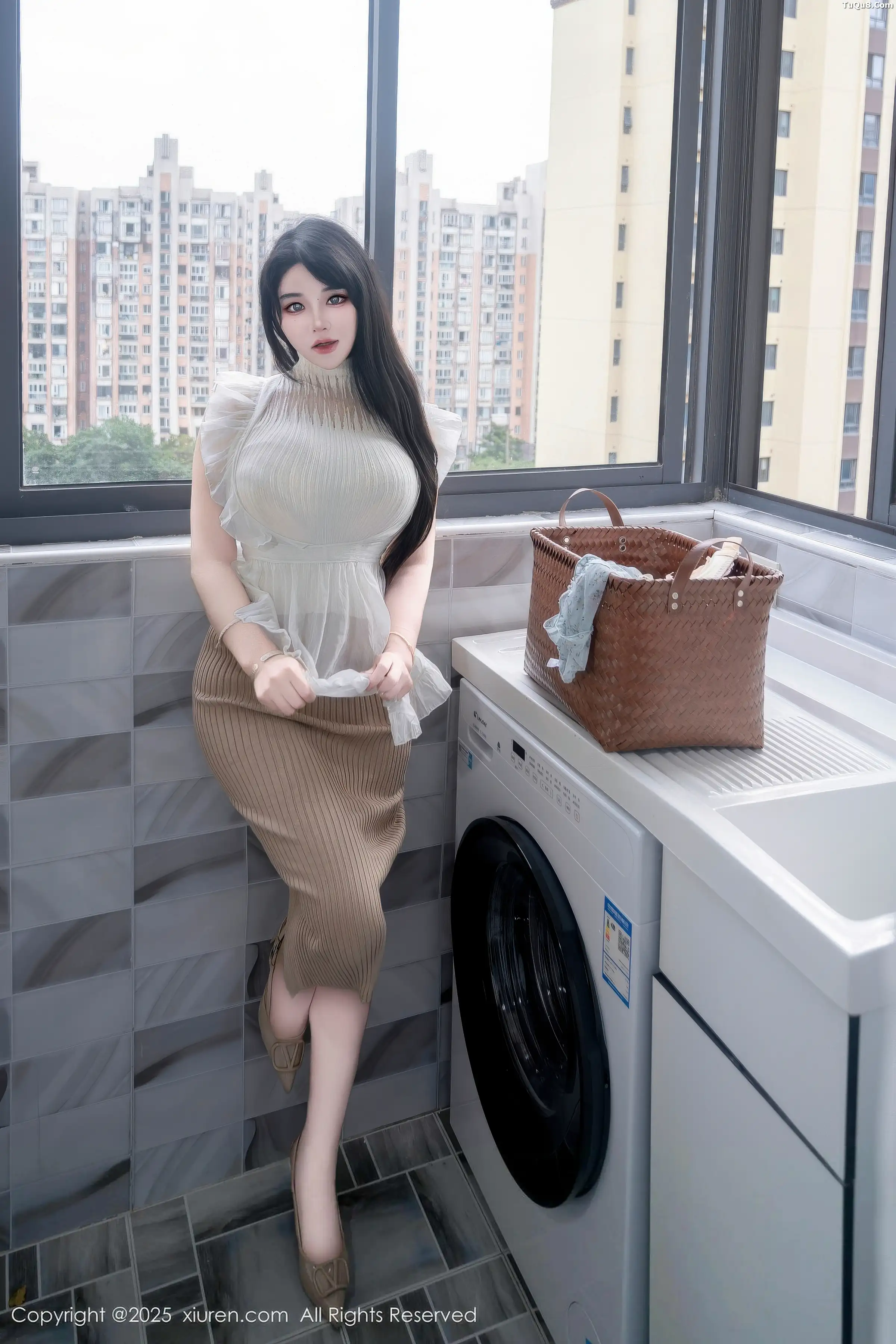 Xrmnw.Vip_汐汐爱吃草莓_写真